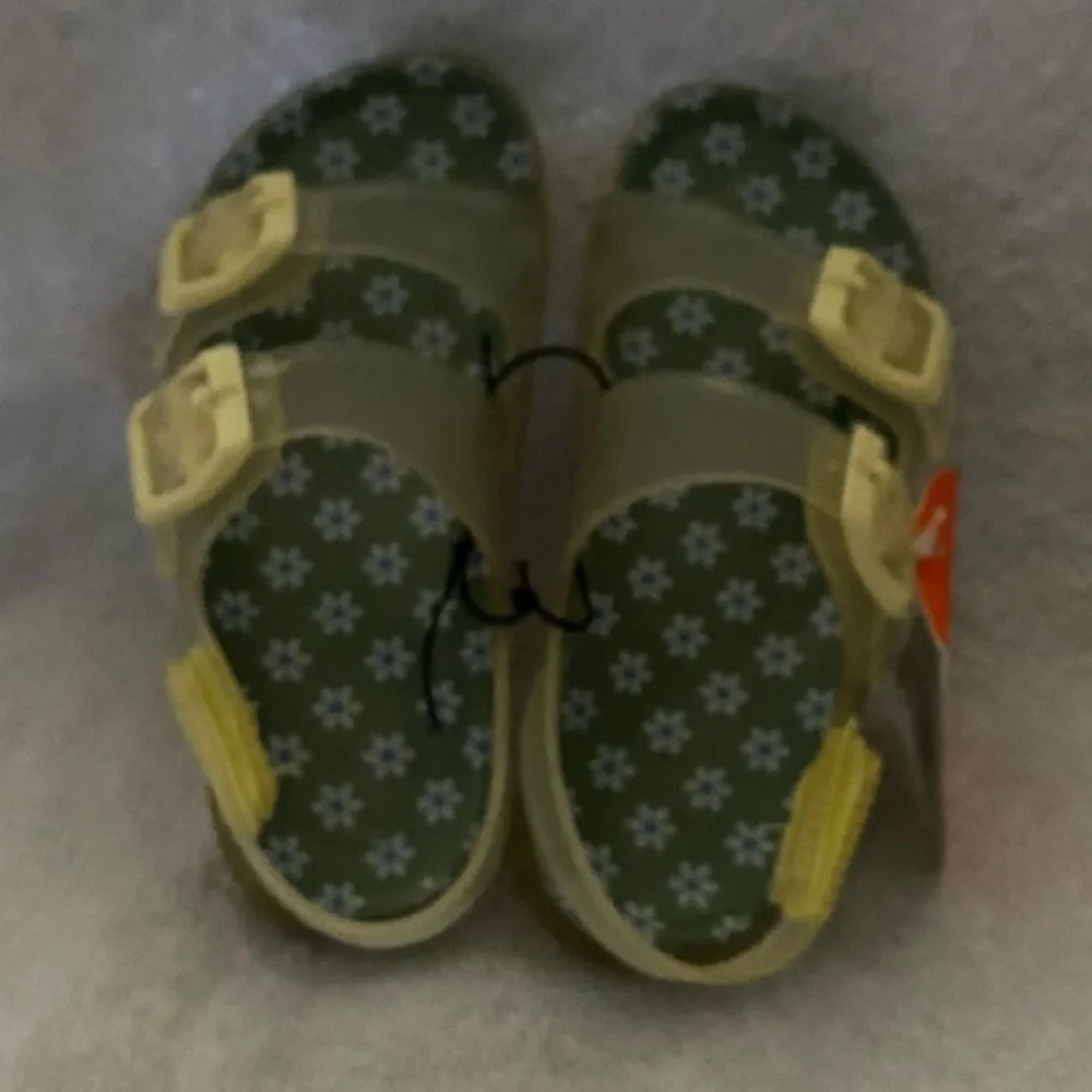 Wonder Nation Sandals Girls‎ Size 9 New Green